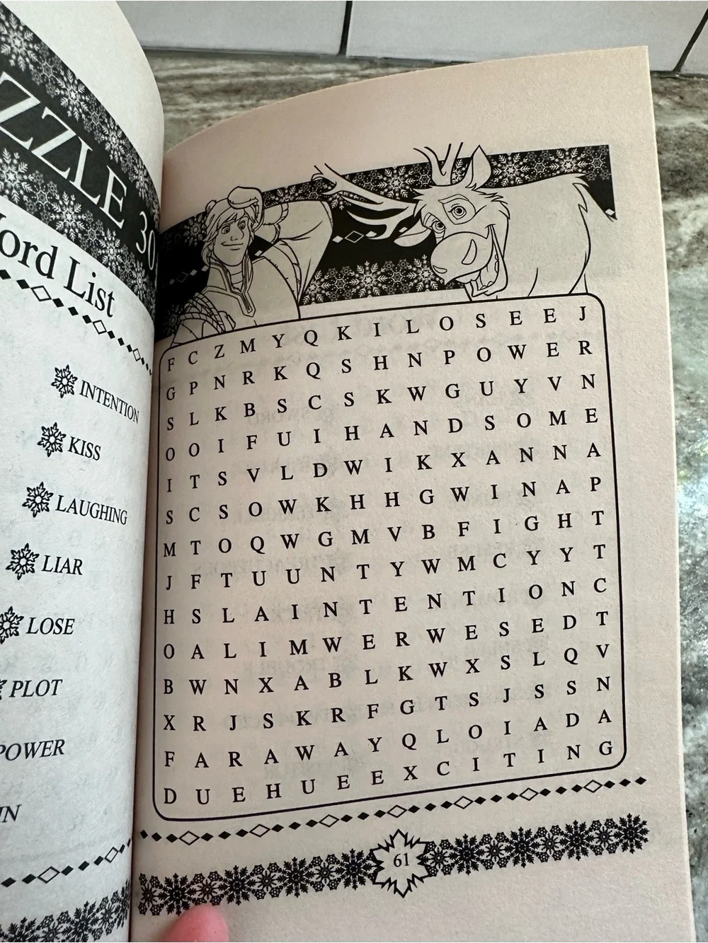 Disney Frozen Activity Book